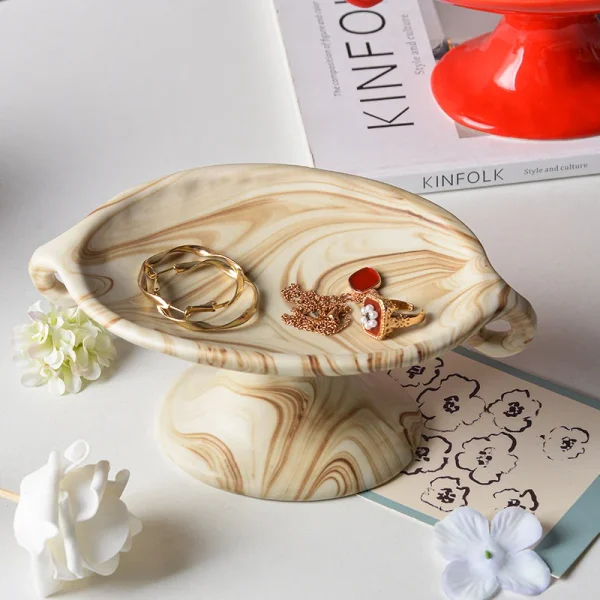 ceramic jewelry storage table (1)