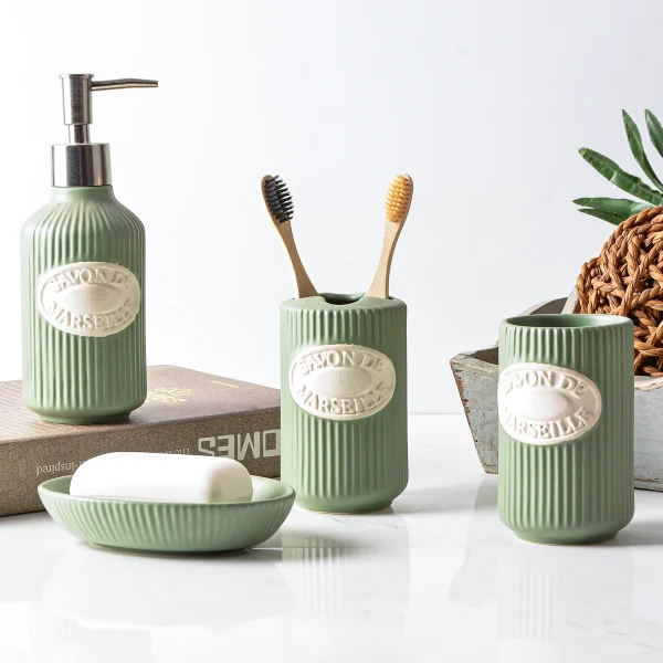 wholesale 7-Piece ceramic Bathroom Set (2)