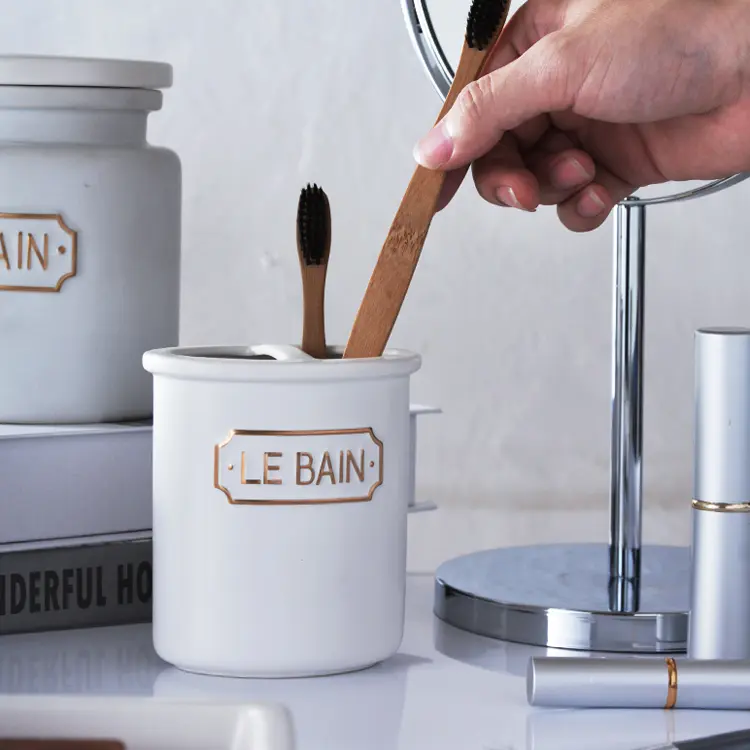 bulk ceramic bathroom accessories set (2)