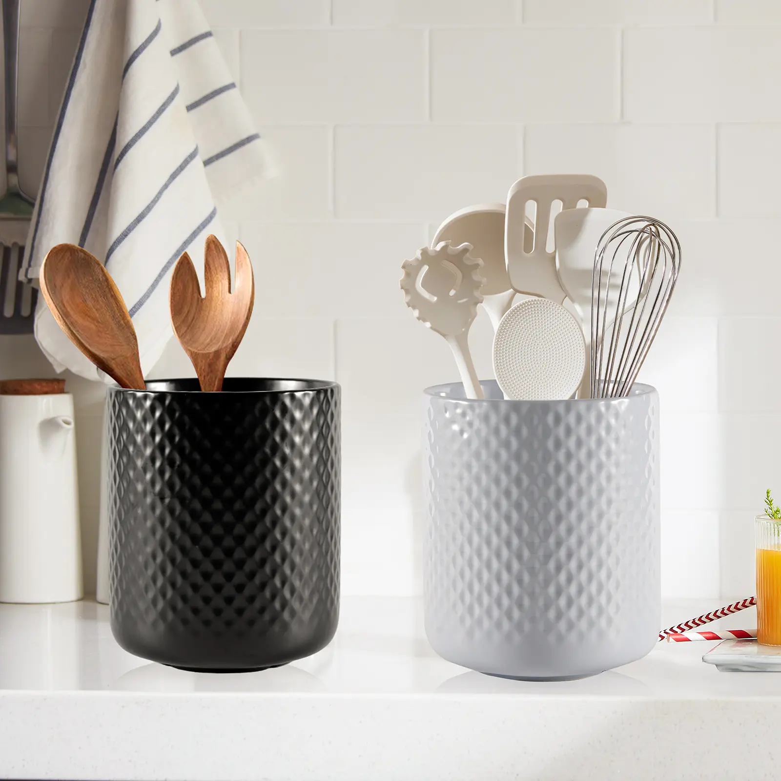 wholesale ceramic utensil holders (2)