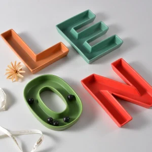 wholesale ceramic alphabet letter snack tray (1)