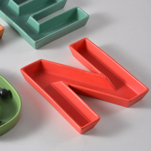 wholesale ceramic alphabet letter snack tray (4)