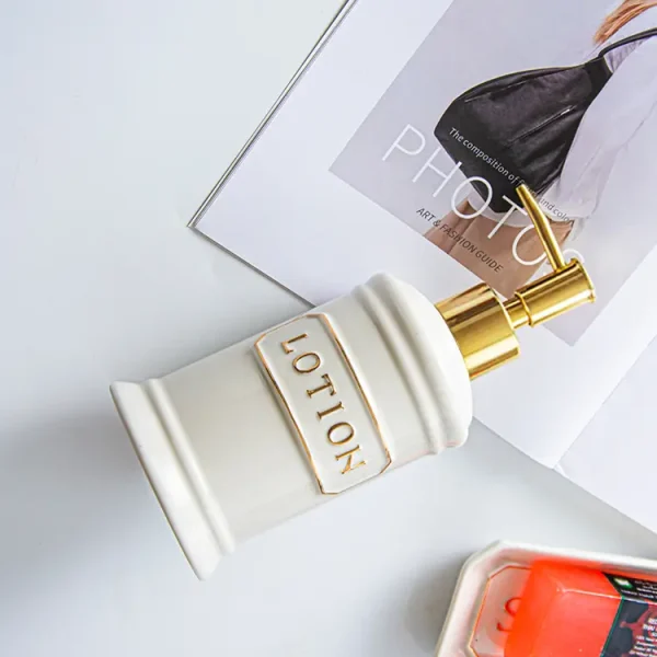 Wholesale Ceramic Bathroom Accessories 7-Piece Set