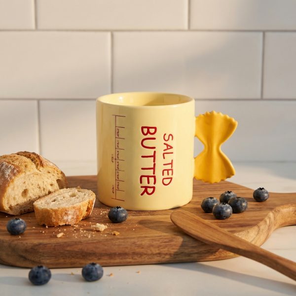 Wholesale 1980s Retro Style Ceramic Mug with Bow Handle – Ideal for Themed Restaurants, Boutique Retail Stores