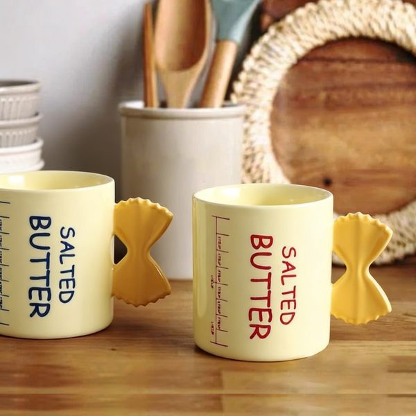 Wholesale 1980s Retro Style Ceramic Mug with Bow Handle – Ideal for Themed Restaurants, Boutique Retail Stores
