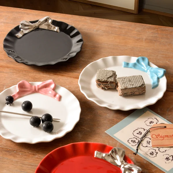 Wholesale Ceramic Bow Dessert Plates and Dinner Plates