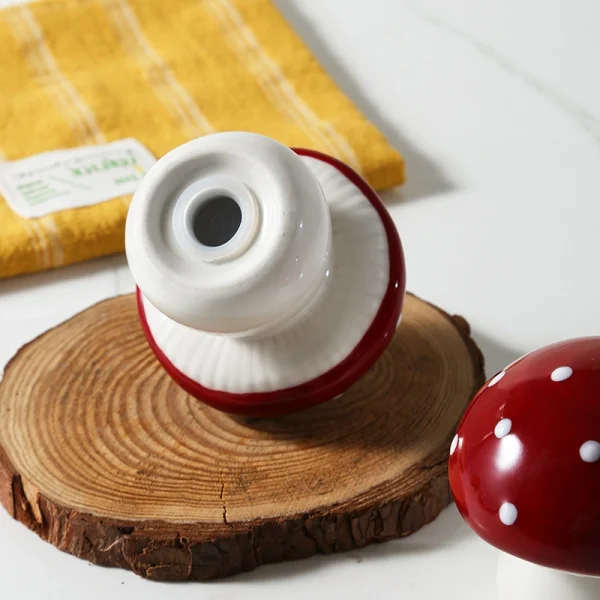 Wholesale Mushroom-shaped Salt Shaker and Pepper Shaker – Kedali Kitchenware Manufacturer