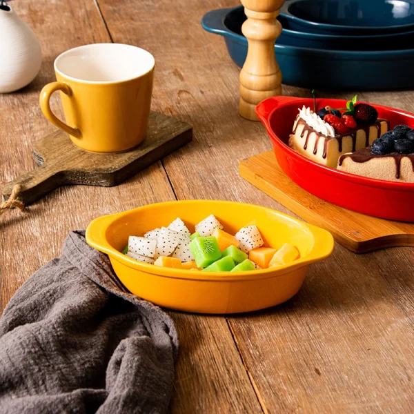 Wholesale Oval Baking Dishes with Handle for Heat Protection, Available in Multiple Sizes