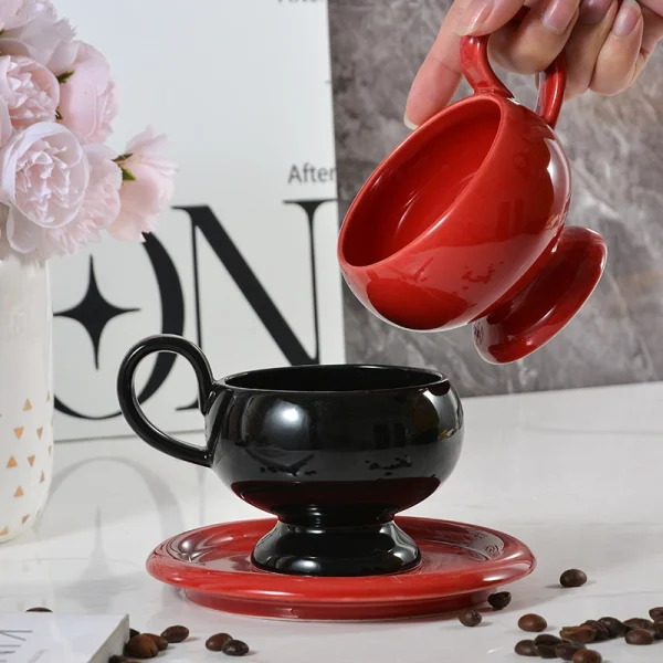 Wholesale Retro Glossy Ceramic Tea Set, Pedestal Ceramic Cup & Saucer, Red-Black Contrast Color