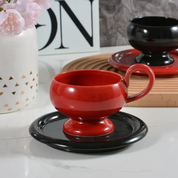 Wholesale Retro Glossy Ceramic Tea Set, Pedestal Ceramic Cup & Saucer, Red-Black Contrast Color
