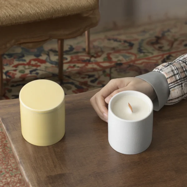 Wholesale Matte Ceramic Candle Jar with Lid, Empty Round Candle Vessel for Soy Wax, Home Decor & Gift